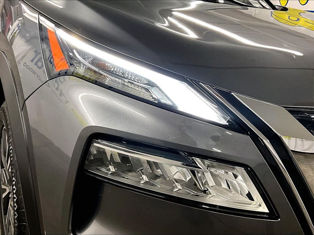 Used 2022 Nissan Rogue SV w/ SV Premium Package AWD/4WD image 30