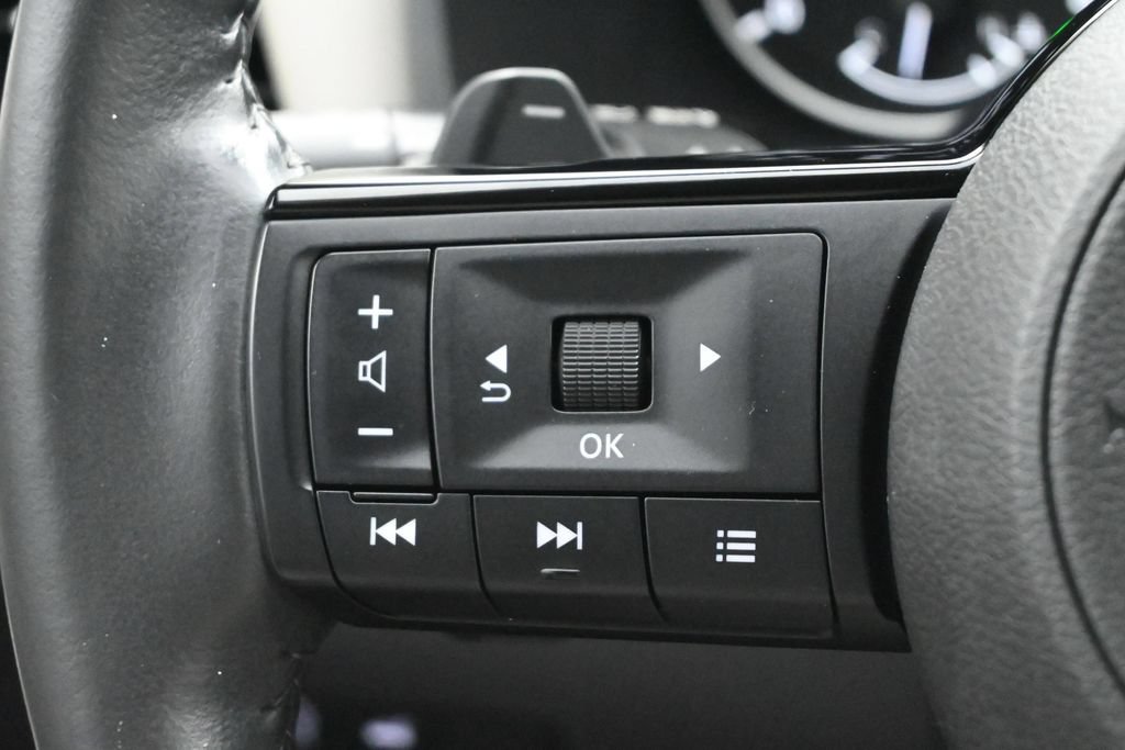 Used 2023 Nissan Rogue SL w/ SL Premium Package FWD image 7
