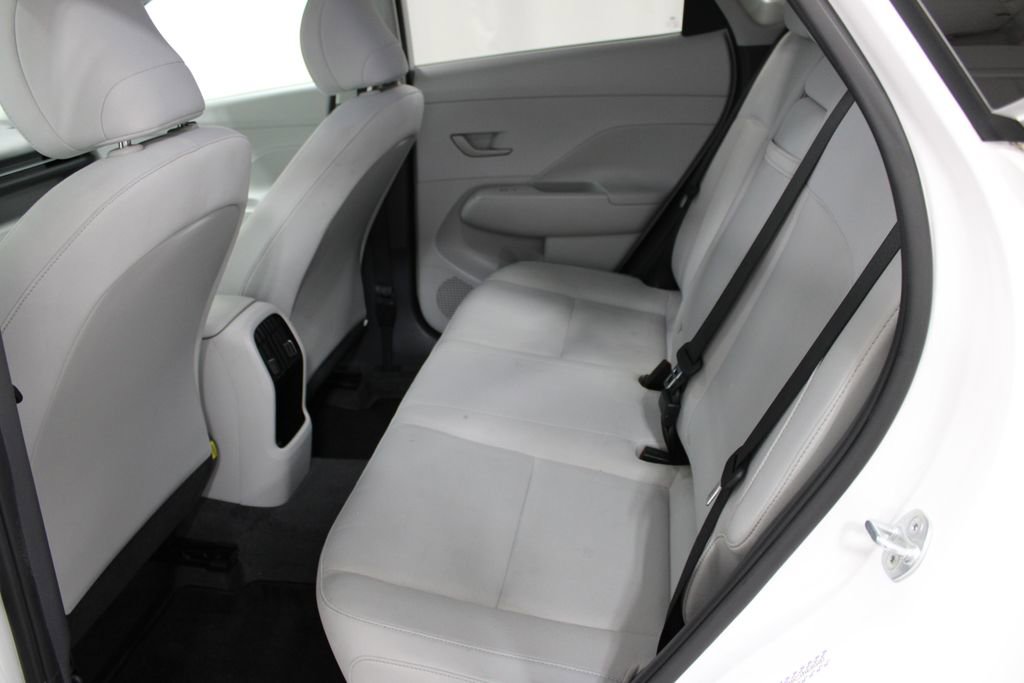 Used 2024 Hyundai Kona SEL w/ Convenience Package image 17