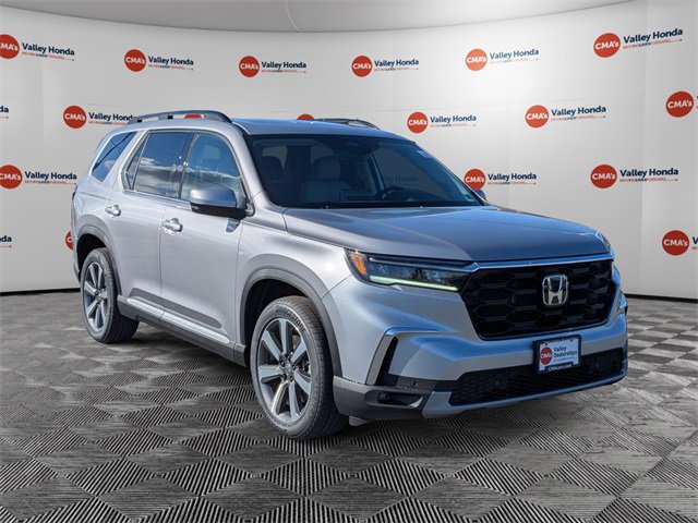 New 2025 Honda Pilot Touring image 3