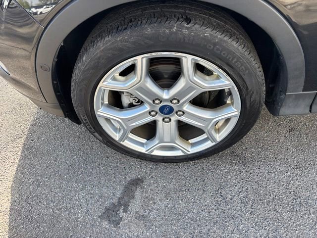 Used 2019 Ford Escape Titanium AWD/4WD image 48