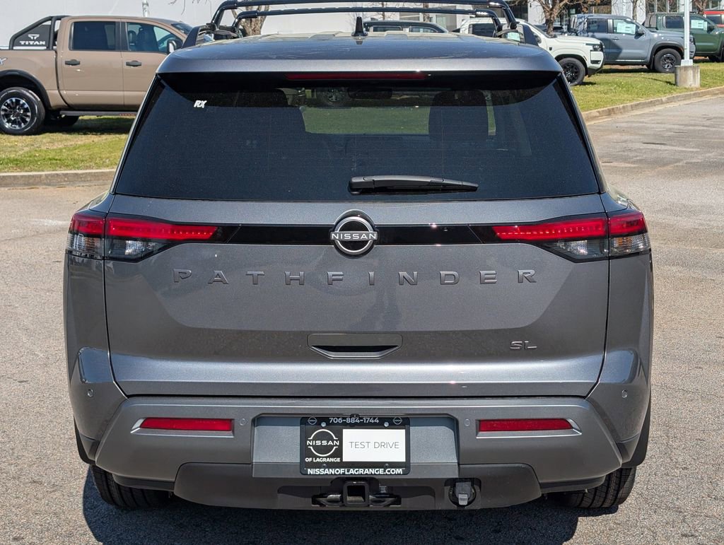New 2026 Nissan Pathfinder SL image 9