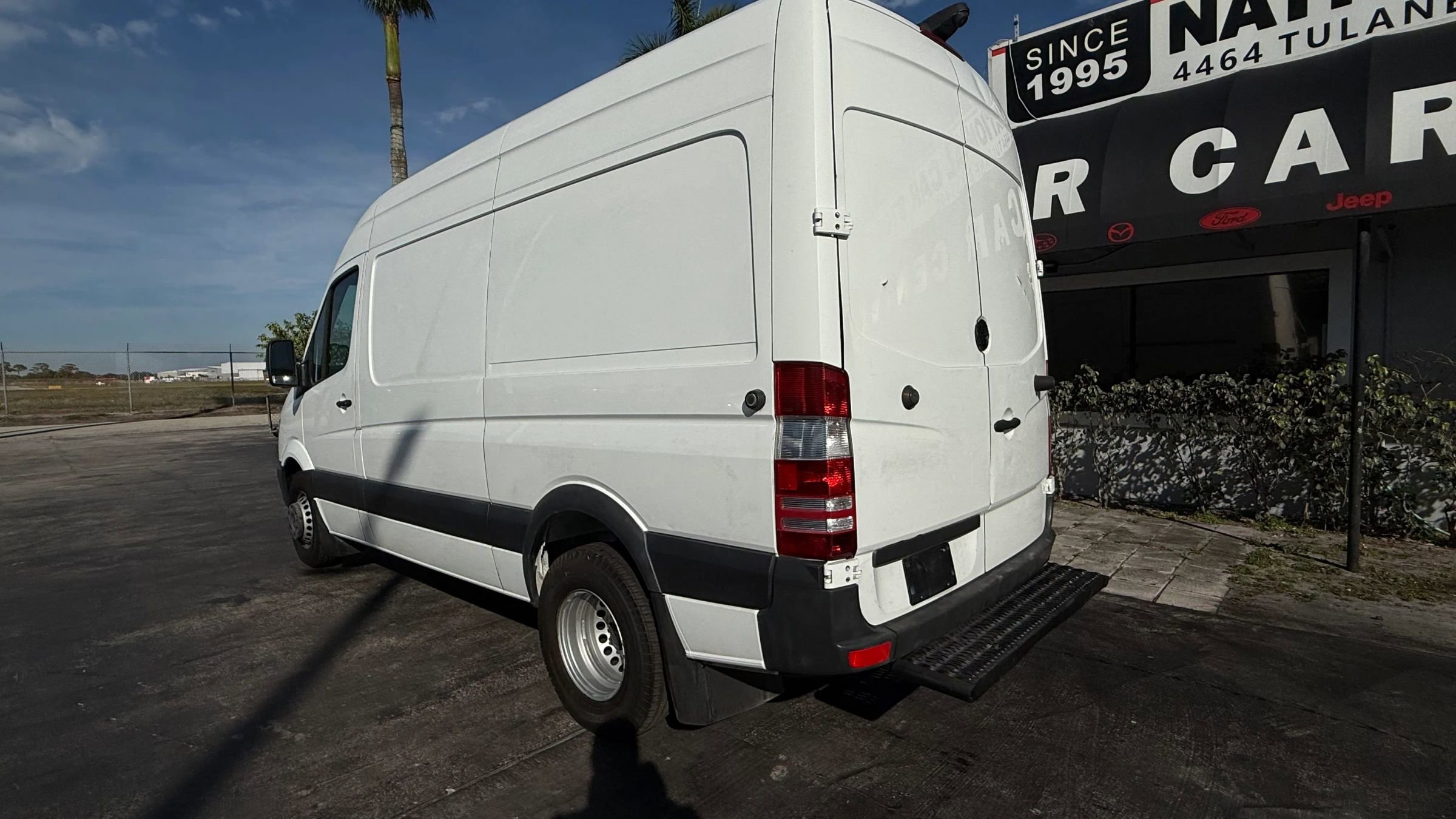 Used 2017 Mercedes-Benz Sprinter 3500 w/ Driver Comfort Package image 4