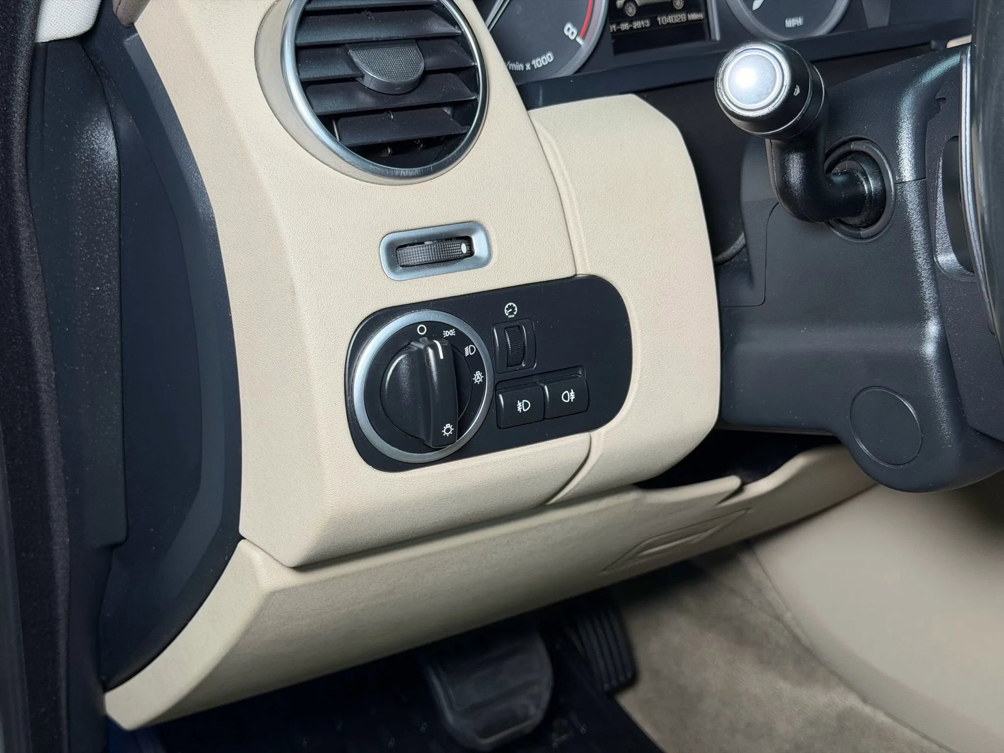 Used 2016 Land Rover LR4 HSE AWD/4WD image 22