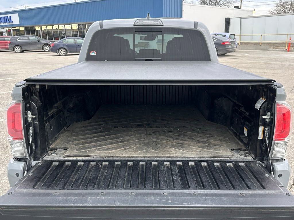 Used 2018 Toyota Tacoma Limited image 16