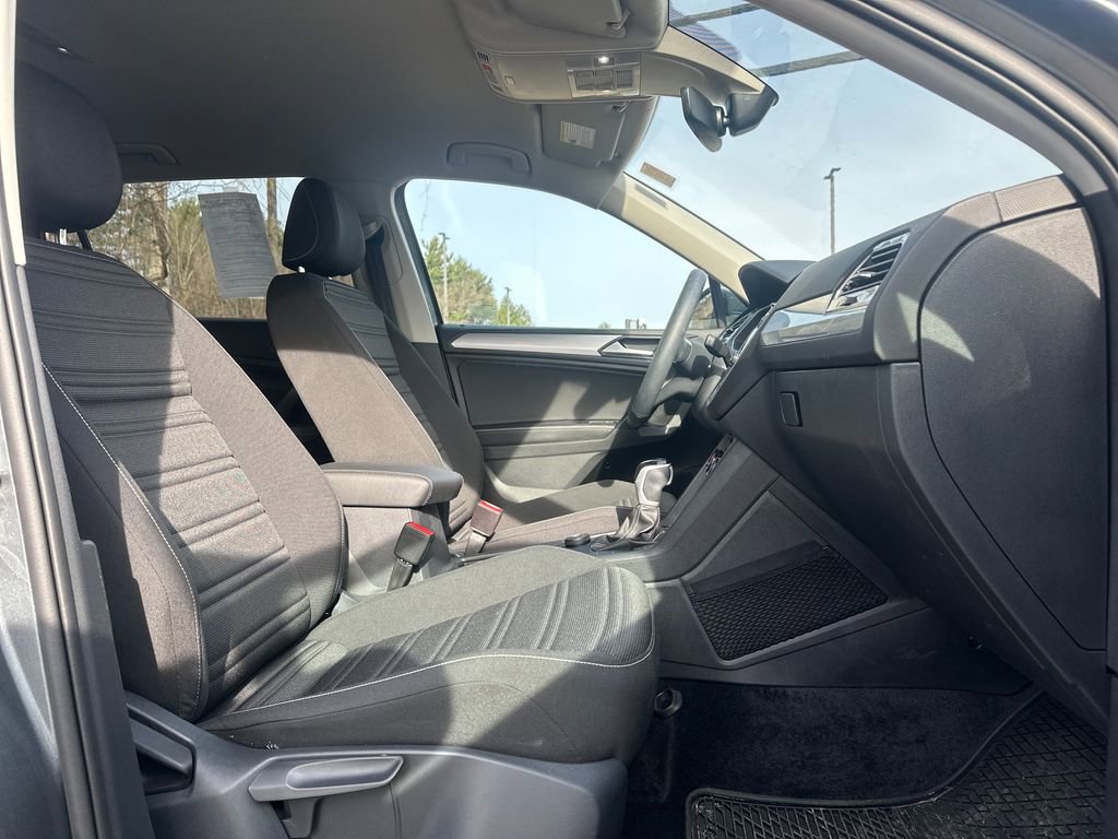 Used 2024 Volkswagen Tiguan S image 15