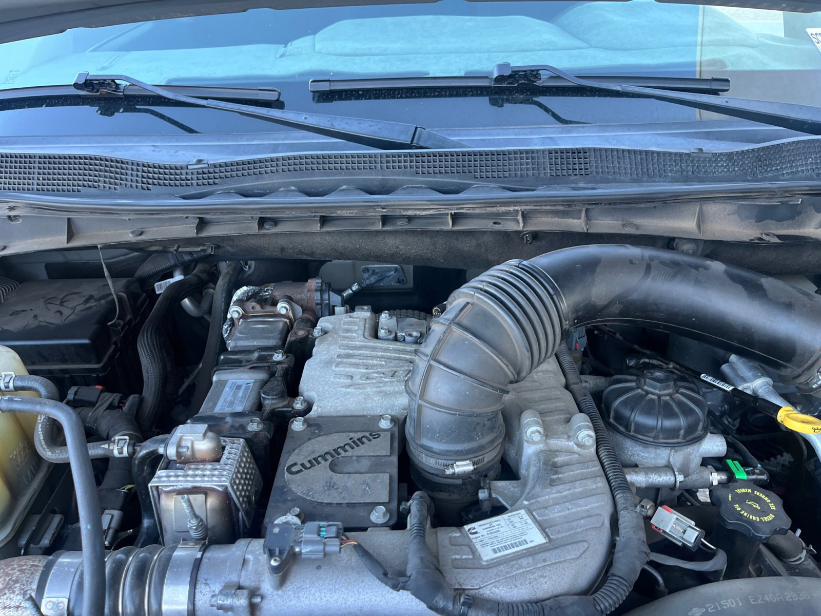 Used 2017 Nissan Titan SV image 22