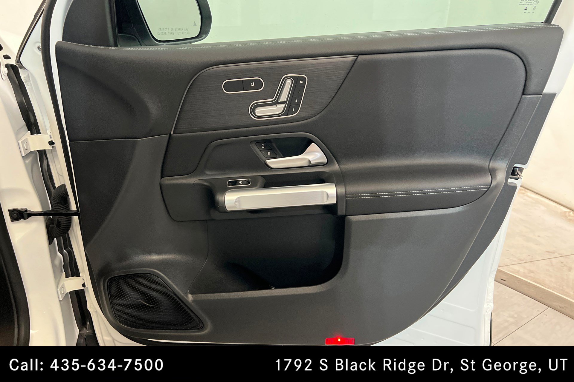 Certified 2026 Mercedes-Benz GLB 250 4MATIC image 23