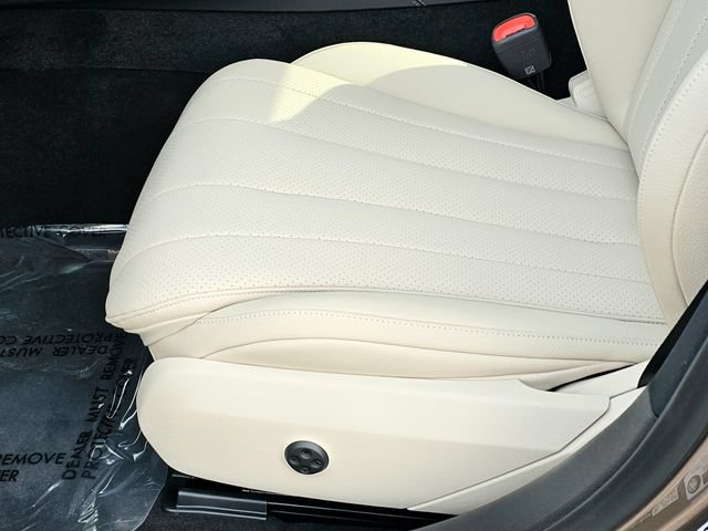 New 2026 Mercedes-Benz E 350 4MATIC Sedan image 15