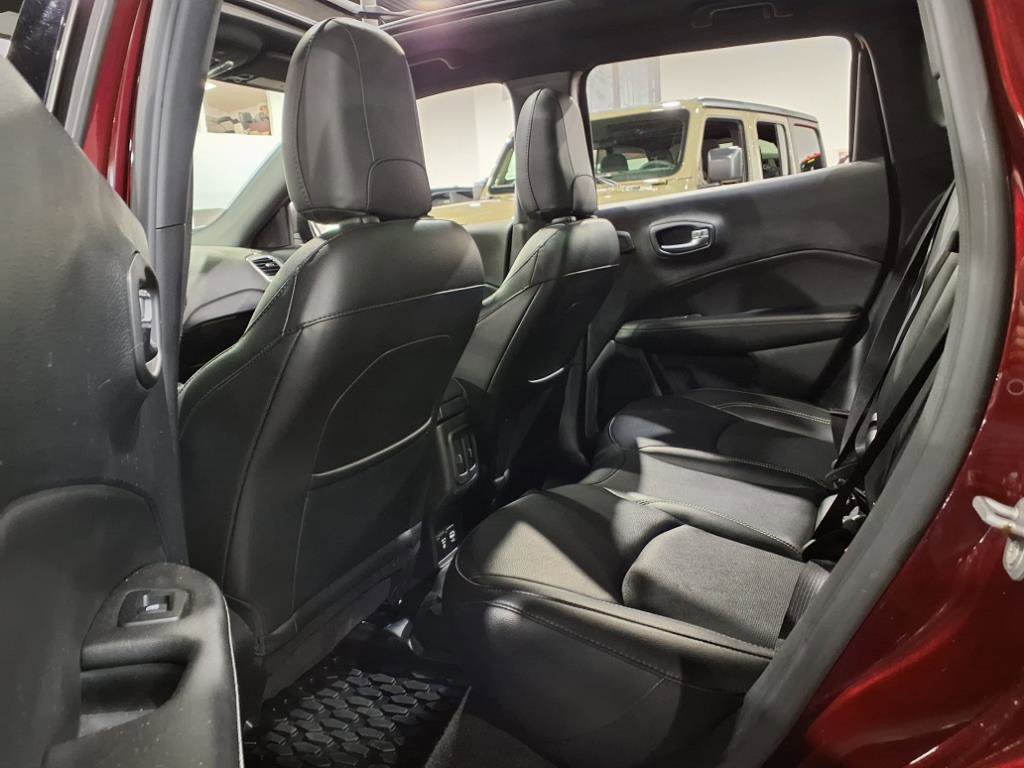Certified 2021 Jeep Compass Latitude w/ Sun and Sound Group image 9