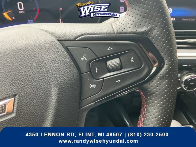 Used 2024 Chevrolet Trax RS FWD image 21