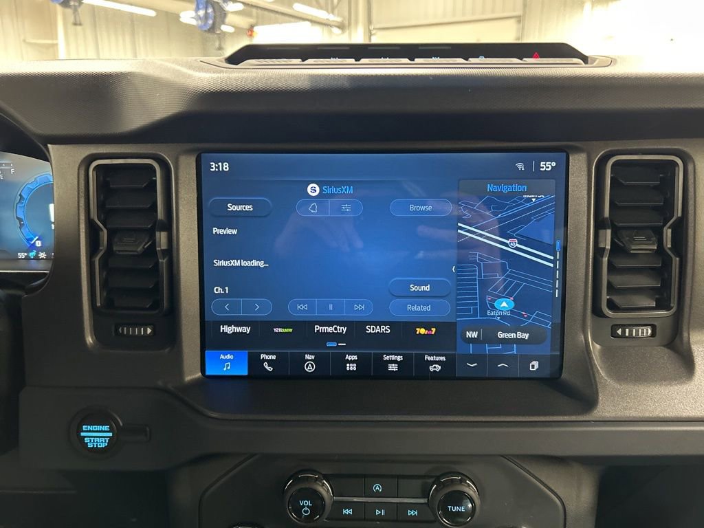 Used 2025 Ford Bronco Badlands image 15