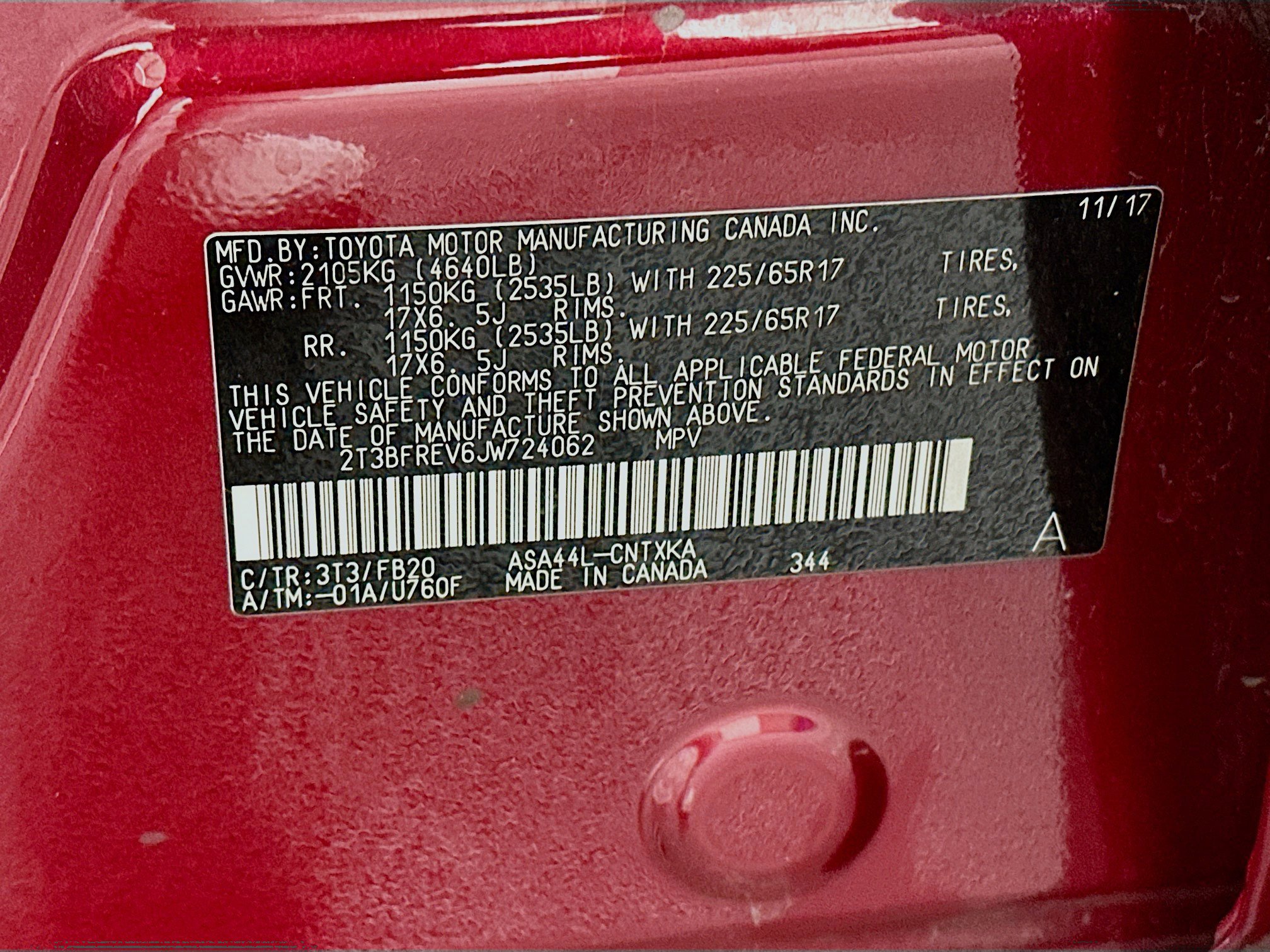 Used 2018 Toyota RAV4 LE w/ Carpet Mat Package image 12