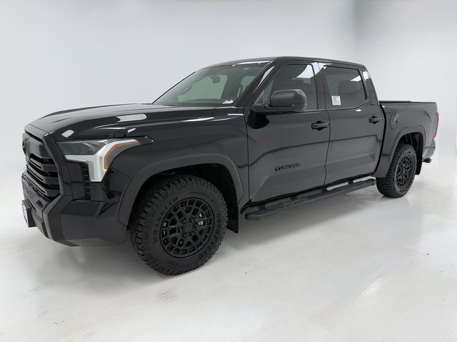 Used 2025 Toyota Tundra SR5 image 5