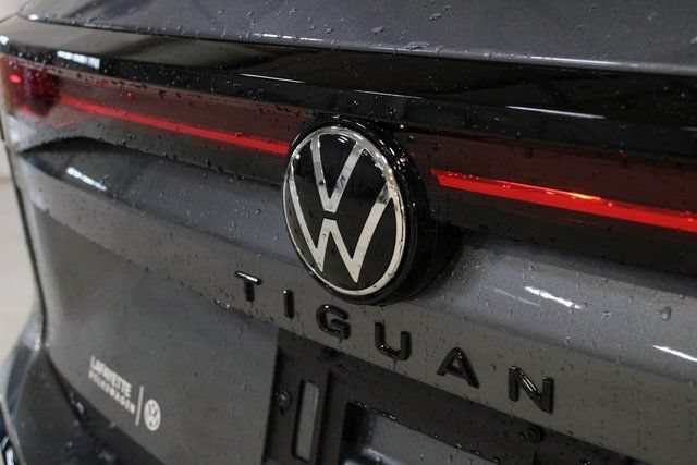 New 2026 Volkswagen Tiguan SE R-Line AWD/4WD image 29