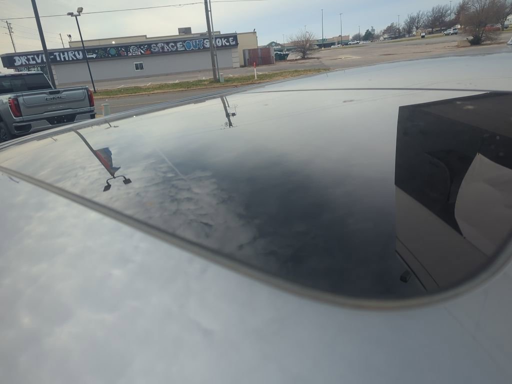 Used 2022 Mitsubishi Outlander SE image 14