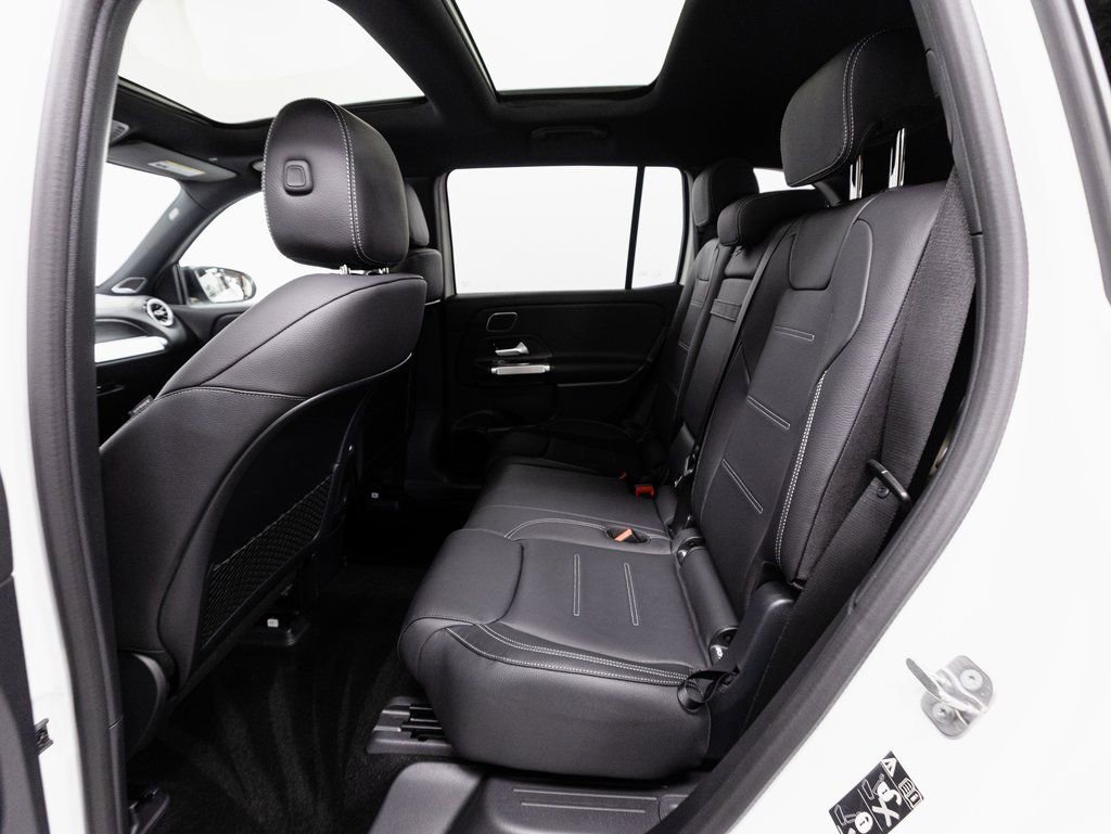 Used 2024 Mercedes-Benz EQB 350 4MATIC SUV image 25