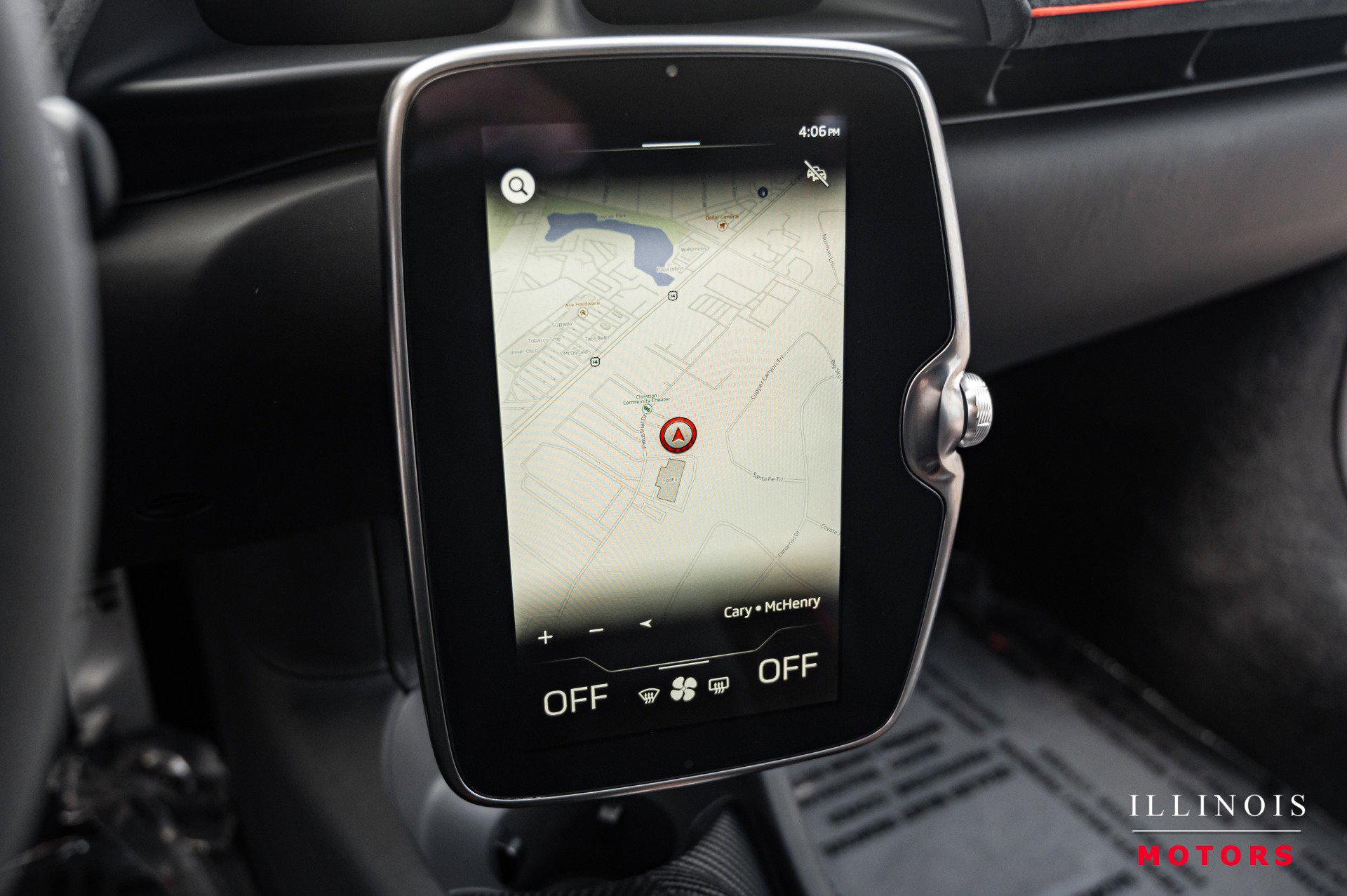 Used 2023 McLaren Artura image 26