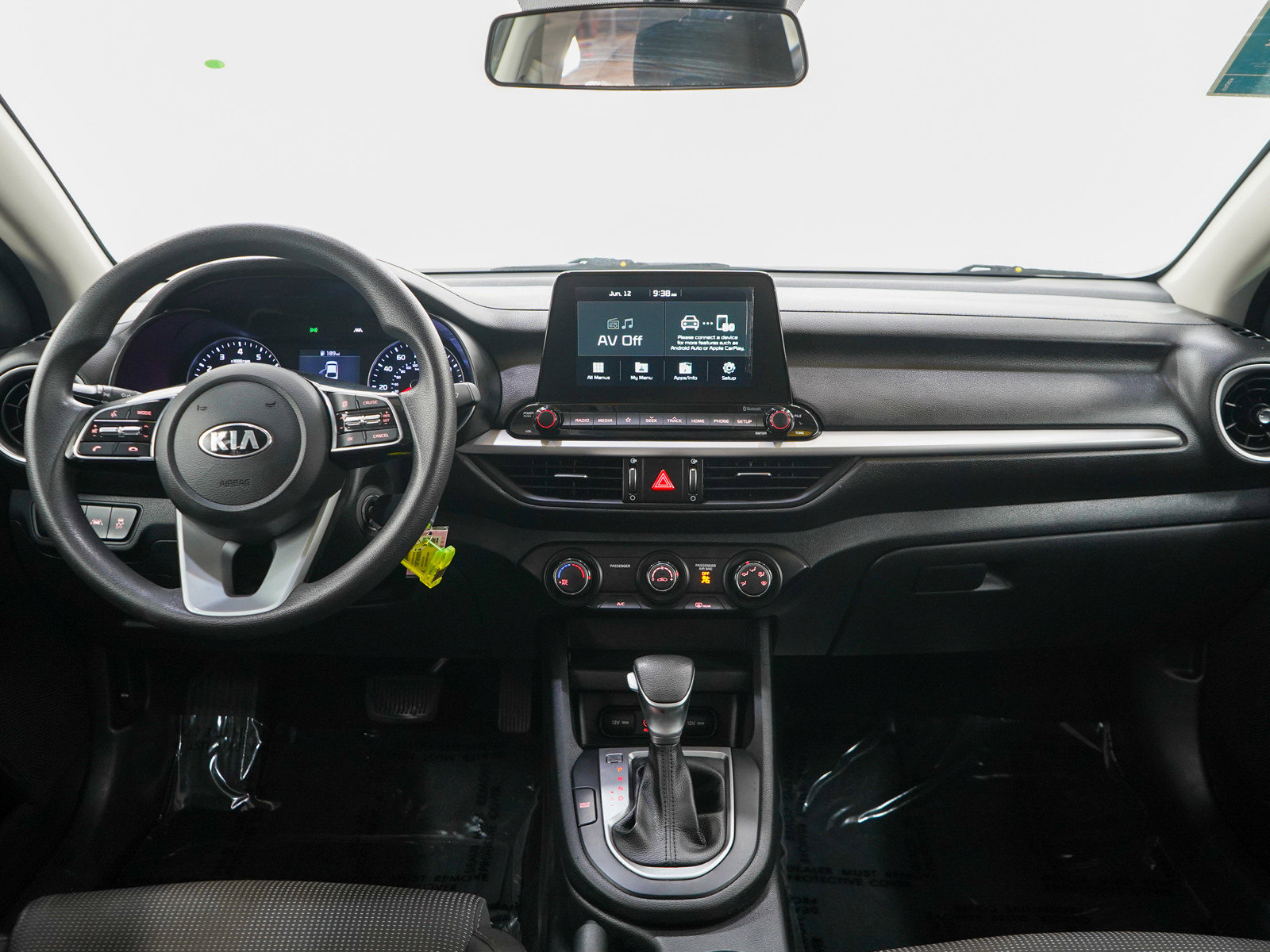 Used 2020 Kia Forte LXS FWD image 14