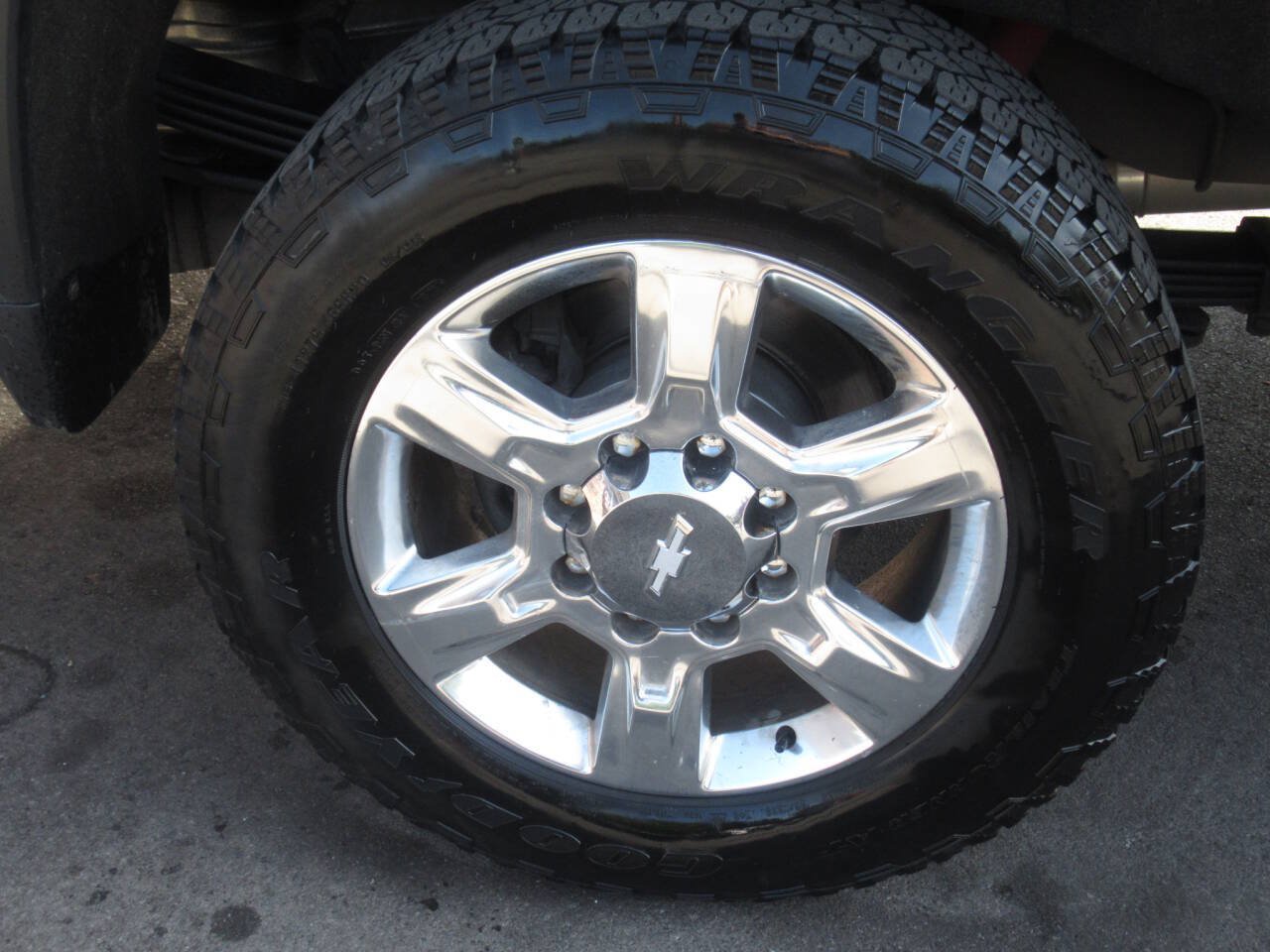 Used 2021 Chevrolet Silverado 2500 LT w/ All Star Edition AWD/4WD image 9