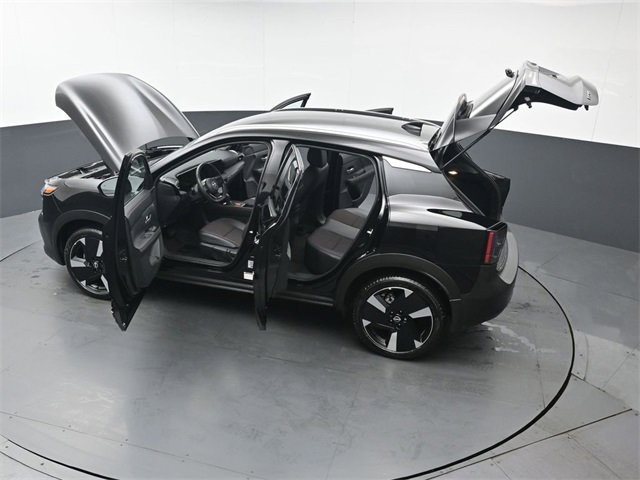 Used 2025 Nissan Kicks SR image 48