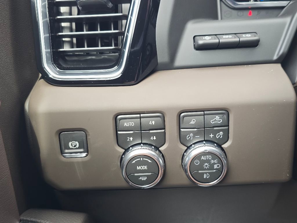 New 2026 GMC Sierra 1500 Denali w/ Technology Package image 15