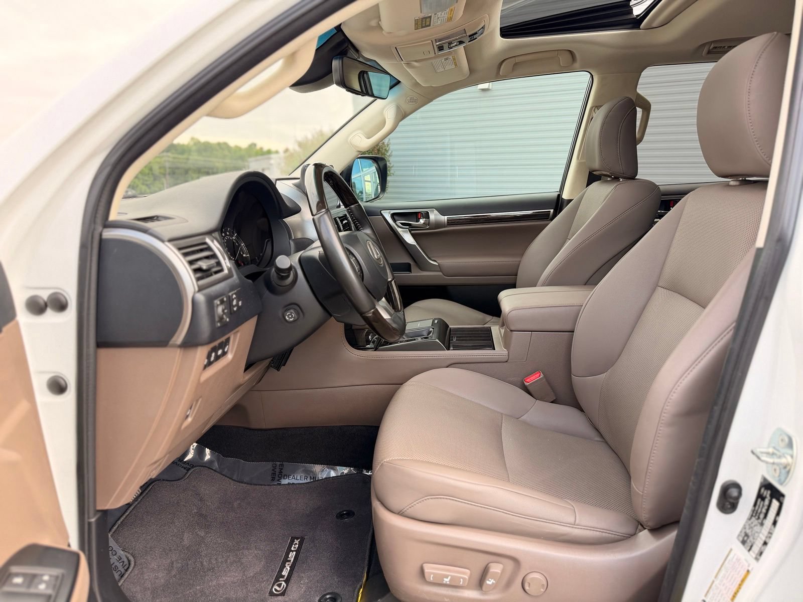 Used 2022 Lexus GX 460 Premium AWD/4WD image 21