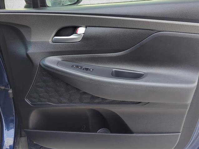 Used 2020 Hyundai Santa Fe SE w/ Cargo Package image 24