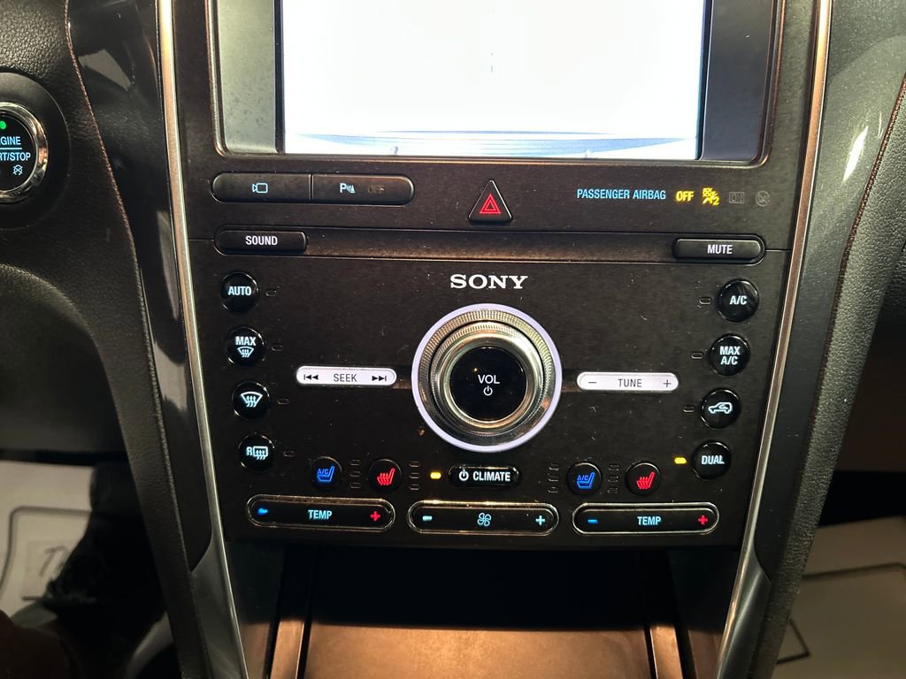 Used 2019 Ford Explorer Limited w/ Class III Trailer Tow Package FWD image 19
