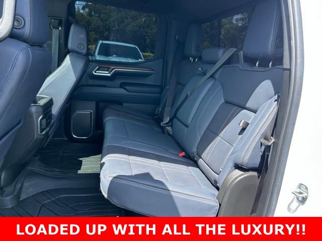 Used 2023 Chevrolet Silverado 1500 High Country w/ High Country Premium Package AWD/4WD image 15
