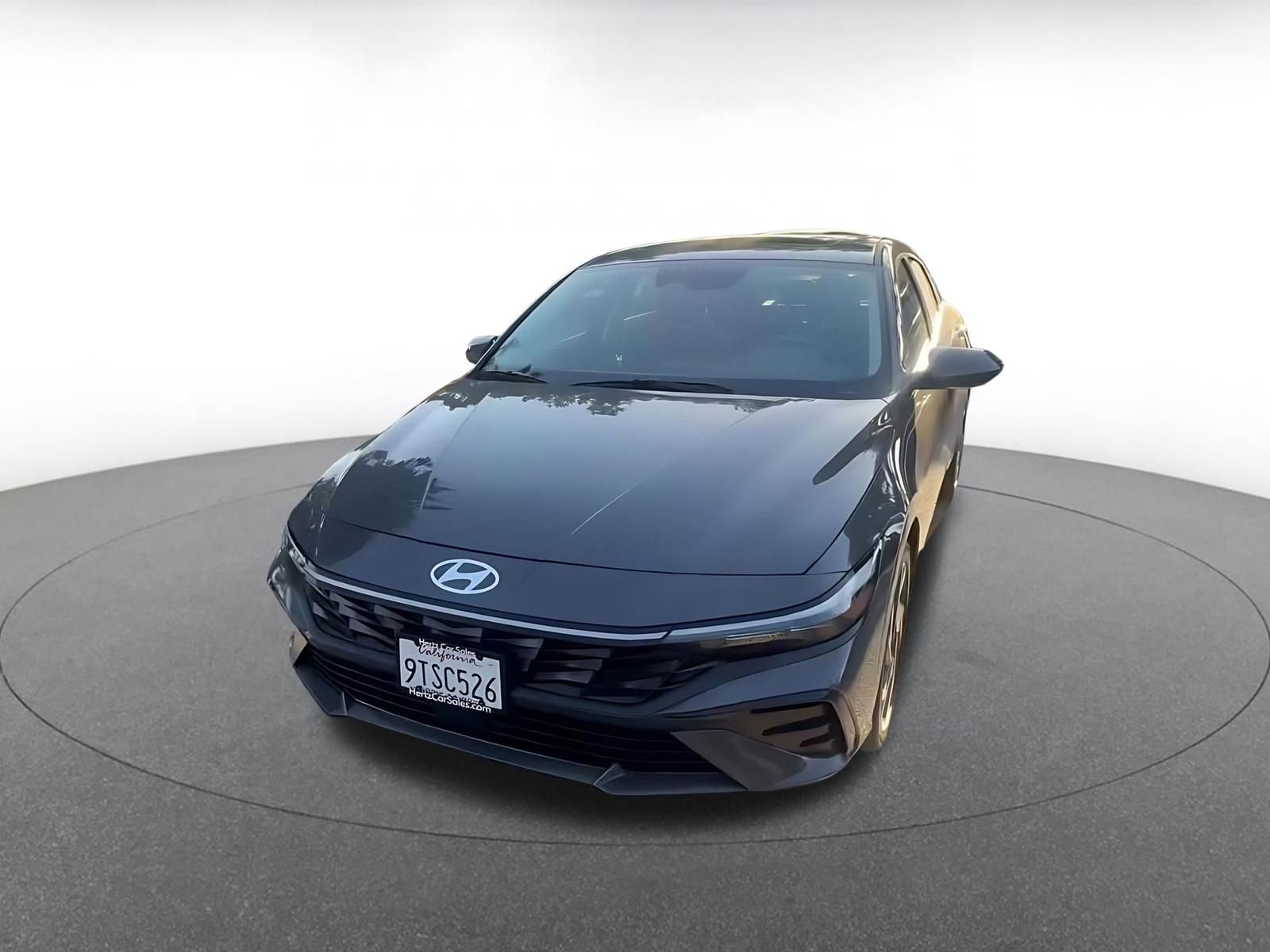 Used 2025 Hyundai Elantra SEL image 7