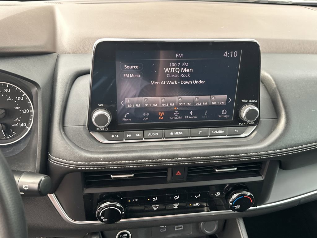 Used 2023 Nissan Rogue S FWD image 22