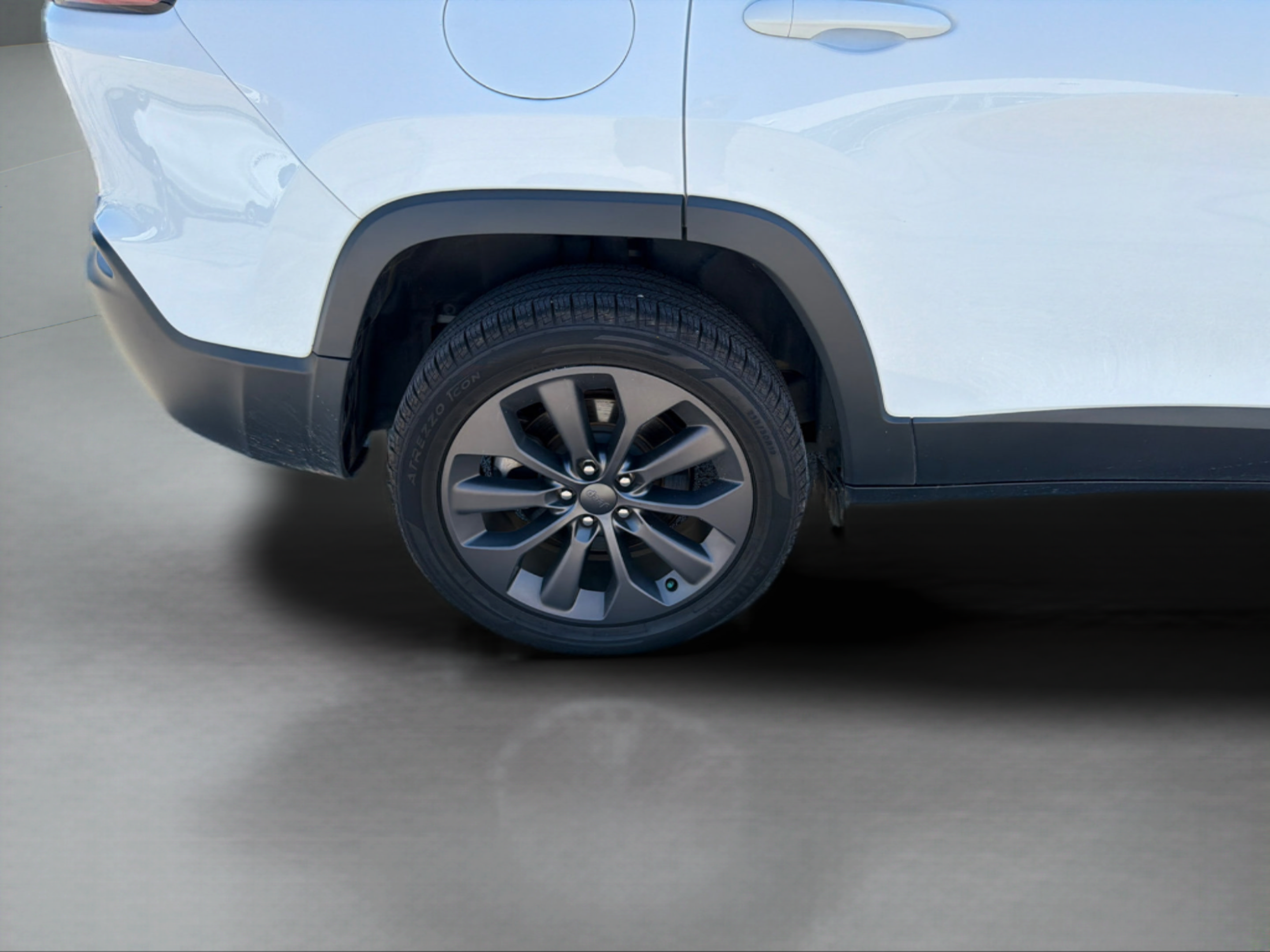 Used 2021 Jeep Cherokee Latitude Lux 80th Anniv w/ Quick Order Package 2YU 80th AWD/4WD image 31