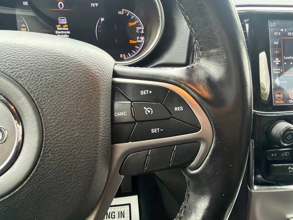 Used 2021 Jeep Grand Cherokee Limited w/ Sun & Sound Group AWD/4WD image 30