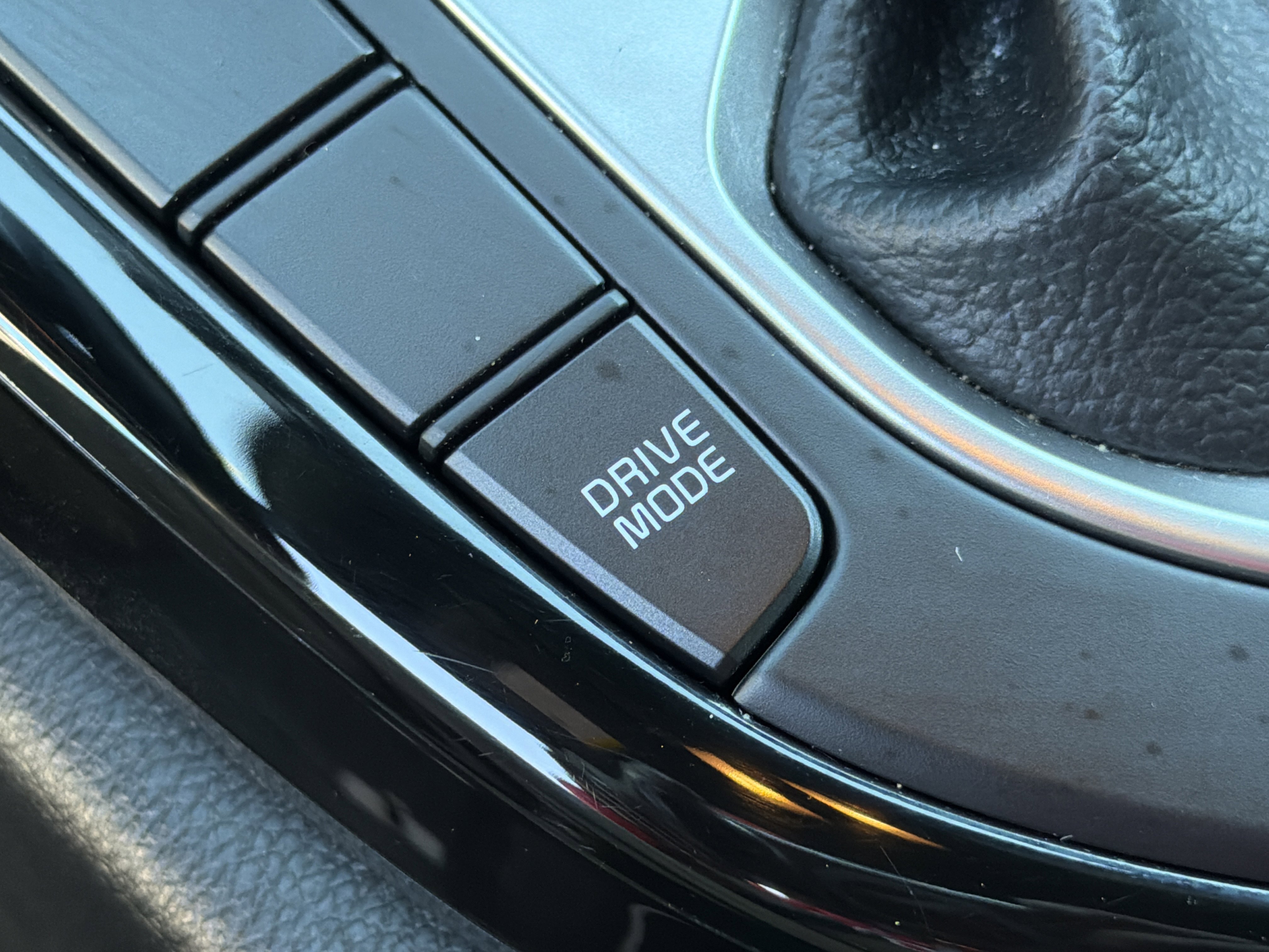 Used 2024 Kia Forte GT-Line image 31