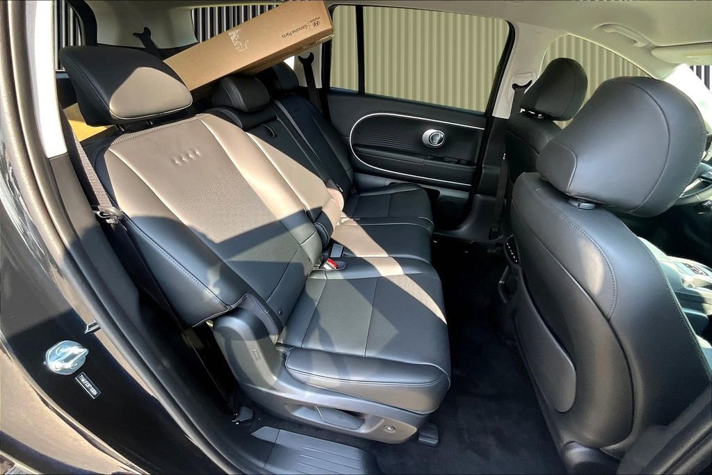 New 2026 Hyundai Ioniq 9 SEL image 9