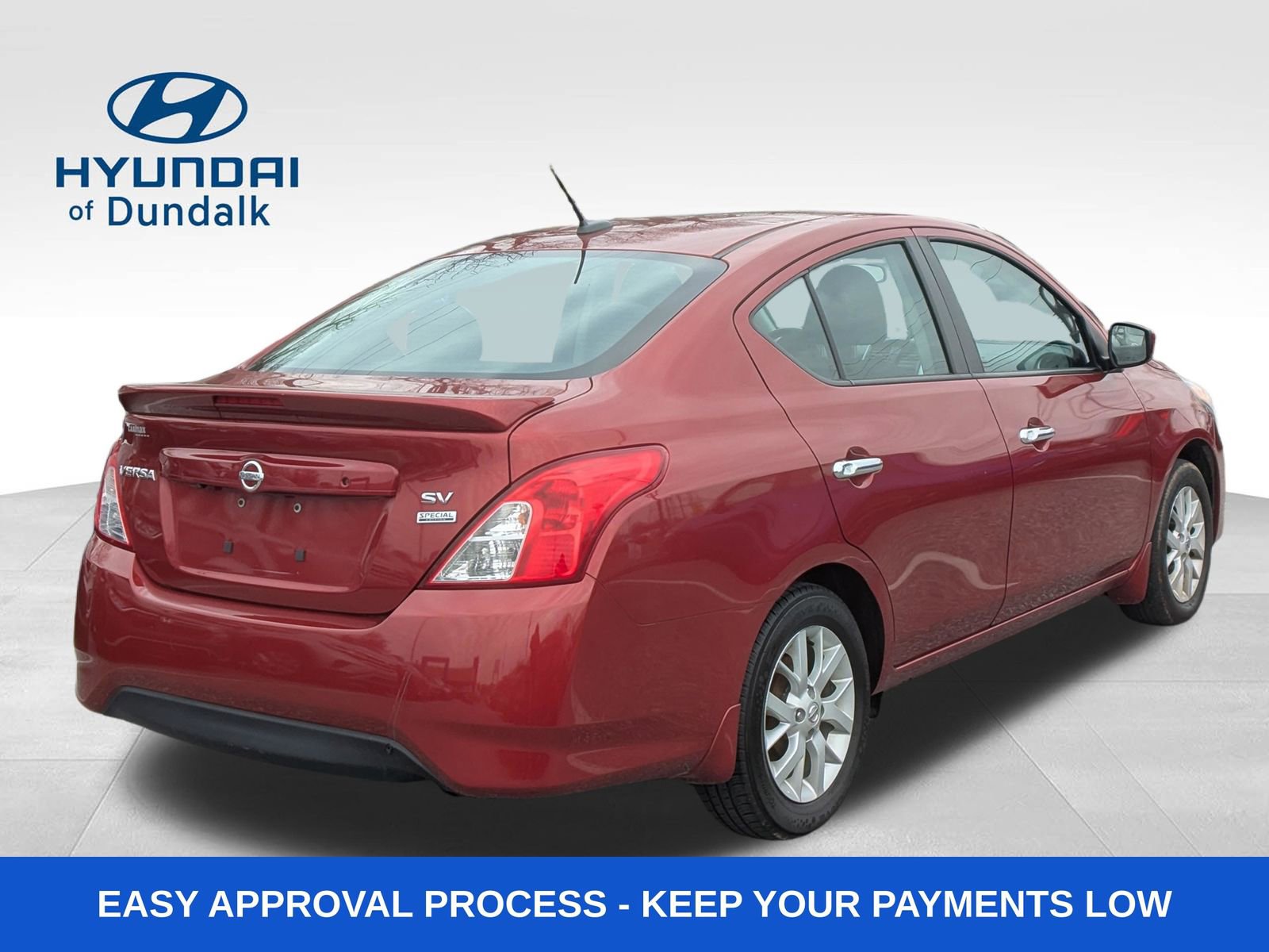 Used 2017 Nissan Versa SV w/ SV Special Edition Package image 12