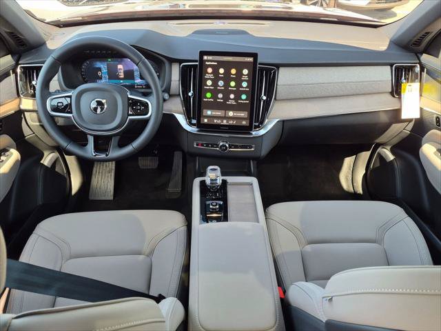 New 2026 Volvo XC90 T8 Plus w/ Protection Package AWD/4WD image 11