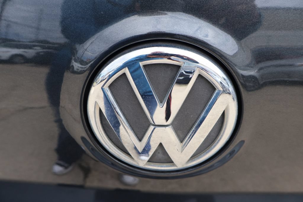 Used 2013 Volkswagen GTI Driver's Edition FWD image 13