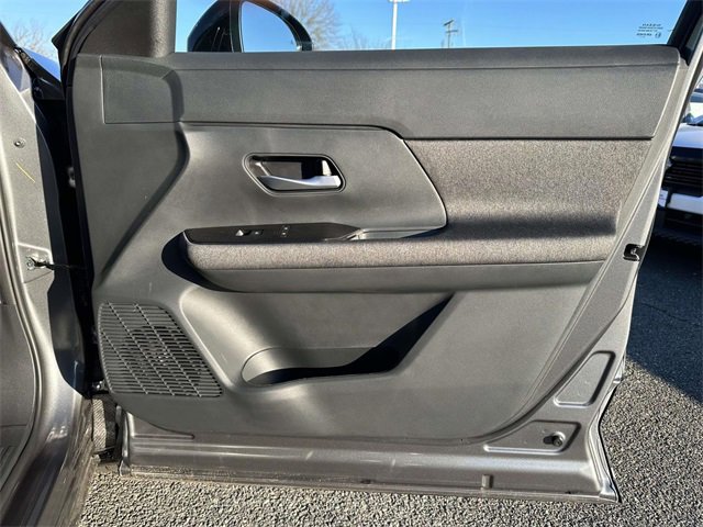 New 2026 Nissan Kicks SV image 8