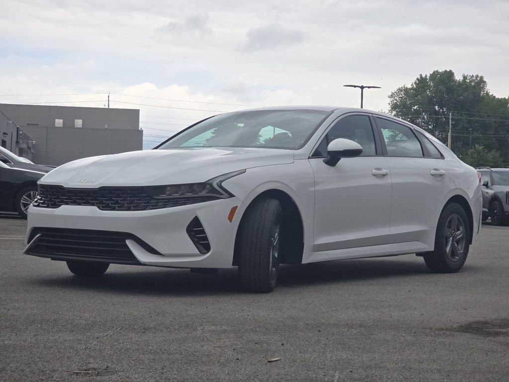 Used 2023 Kia K5 LXS FWD image 9