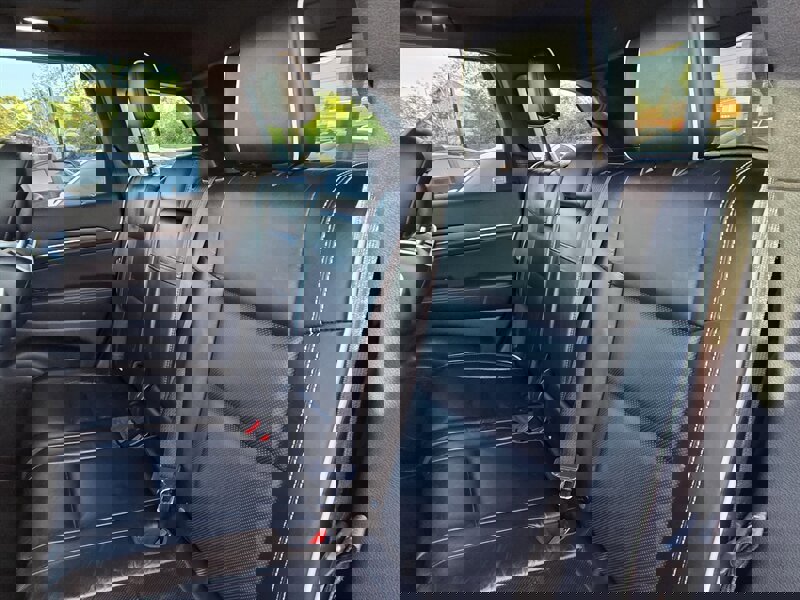 Used 2015 Jeep Grand Cherokee Overland image 15