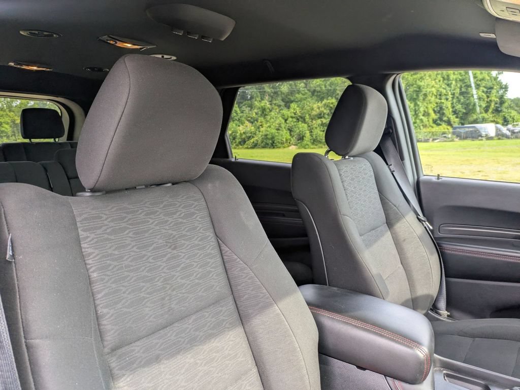Used 2025 Dodge Durango GT RWD image 37