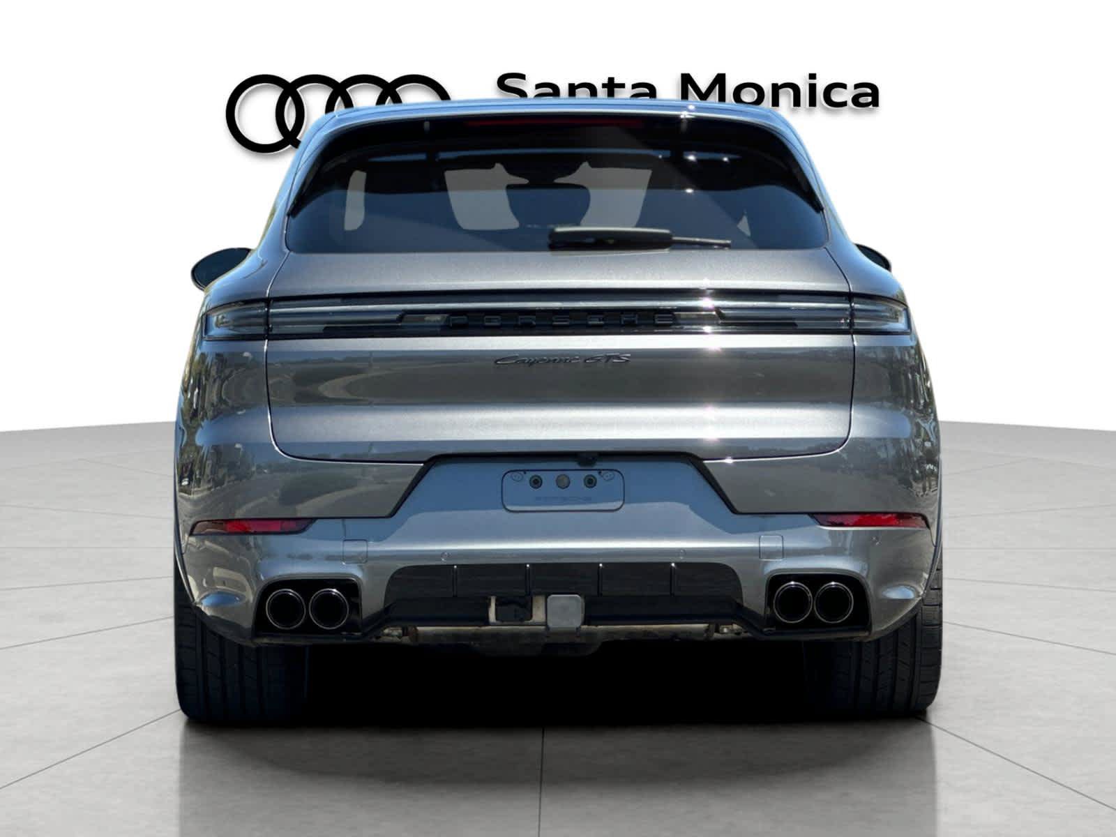 Used 2025 Porsche Cayenne GTS AWD/4WD image 7