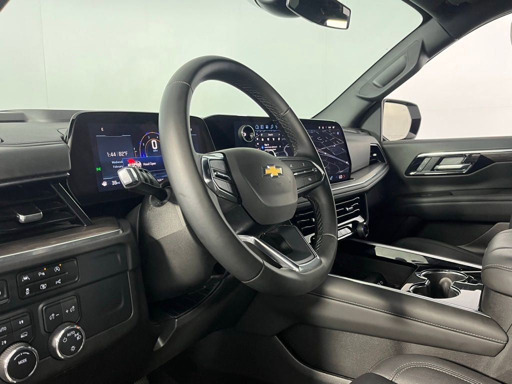 Used 2025 Chevrolet Tahoe LT image 22