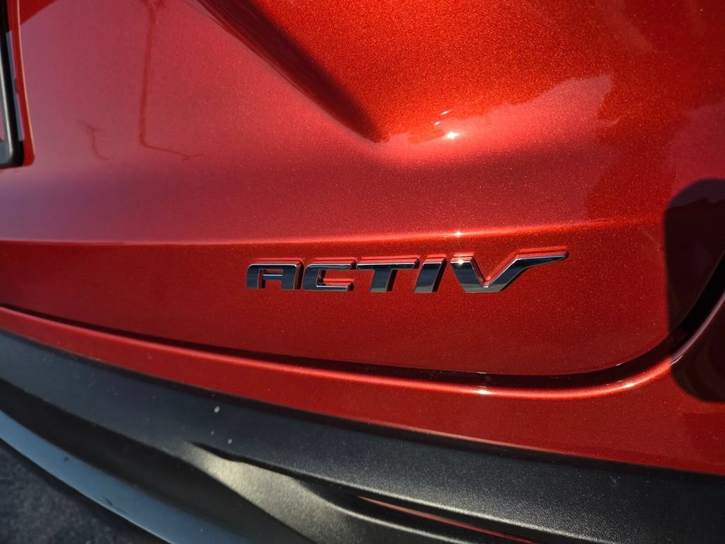 Used 2024 Chevrolet Trax ACTIV w/ Sunroof Package FWD image 14