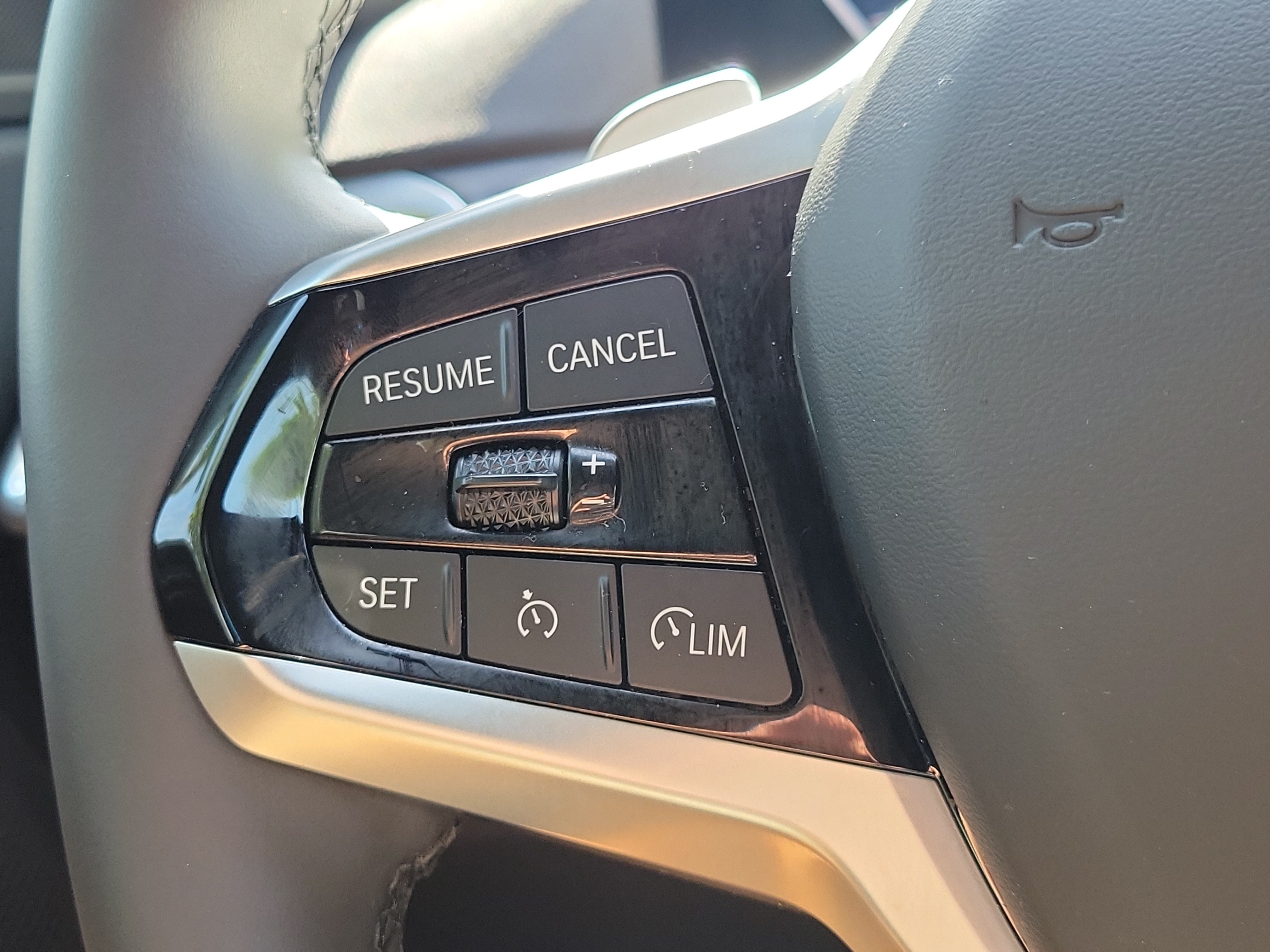 New 2025 BMW 230i Coupe w/ Convenience Package RWD image 13