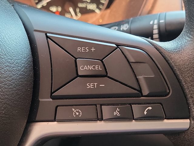 Used 2022 Nissan Altima 2.5 SV FWD image 16