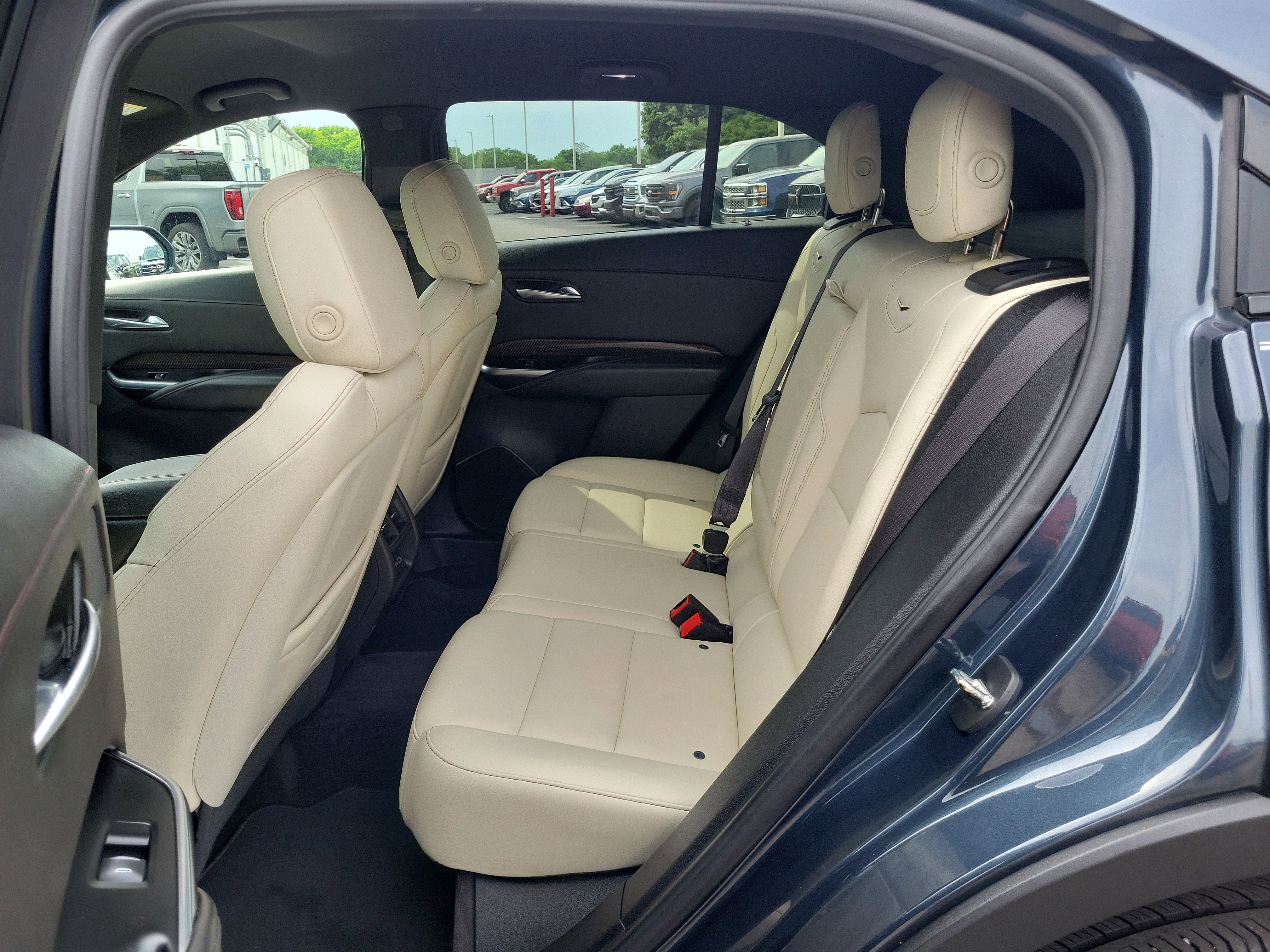 Used 2019 Cadillac XT4 Sport w/ Cold Weather Package FWD image 14
