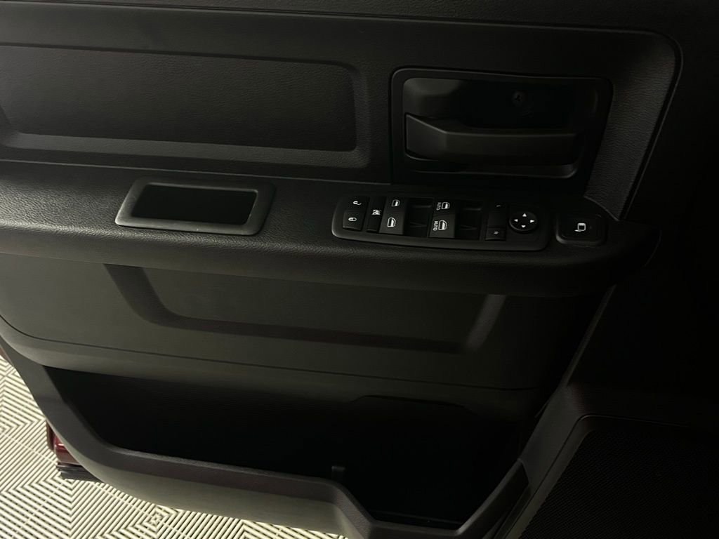 Used 2023 RAM 3500 Tradesman w/ Chrome Appearance Group image 23